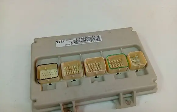 Chrysler Grand Voyager IV Comfort/convenience module P04692247AA