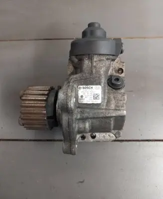 Audi A6 S6 C6 4F Fuel injection high pressure pump 0445010507 03240909