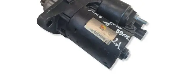 Volkswagen Golf V Starter motor 0986020230