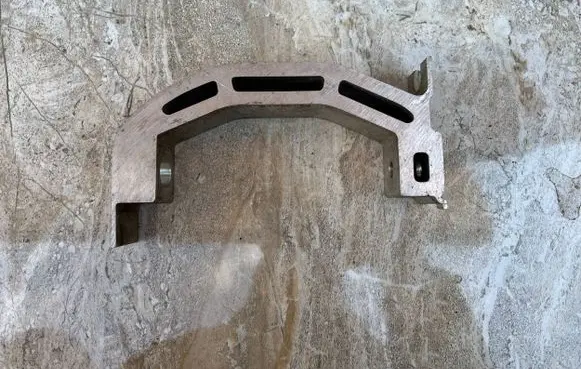 Volvo C40 Engine mounting bracket 31681596 P9191016