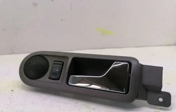 Rear door interior handle