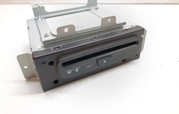 Jeep Grand Cherokee CD/DVD changer 05091245AE P0509125AE