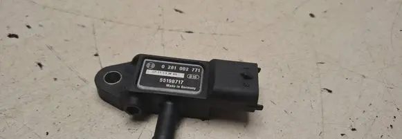 Opel Astra H Exhaust gas pressure sensor 0281002771 0711133F35 55198717