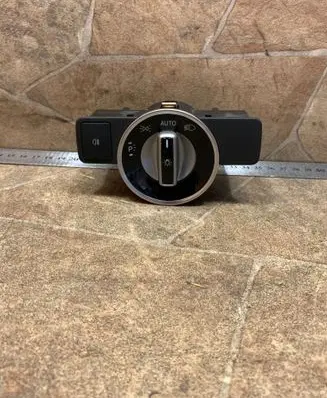 Mercedes-Benz CLA C117 X117 W117 Light switch