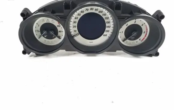 Mercedes-Benz CLS C218 X218 Speedometer (instrument cluster) A2189005503