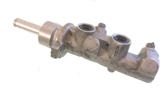 Peugeot 307 Master brake cylinder 22447679