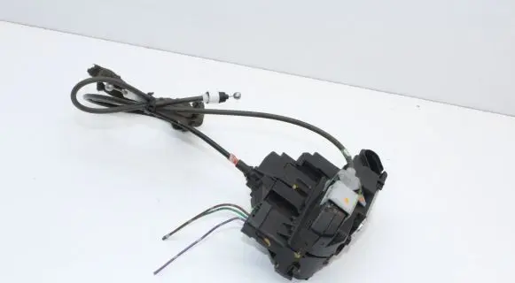 Nissan Juke I F15 Coupe door lock (next to the handle) 
