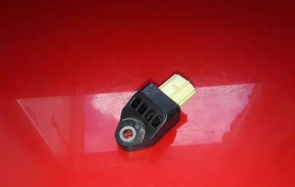 Toyota RAV 4 (XA30) Airbag deployment crash/impact sensor 8983142010 70244VVY2