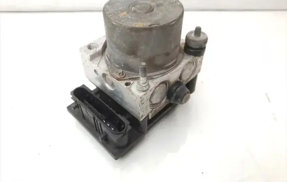 Renault Clio II ABS Pump 0265800335 8200229137
