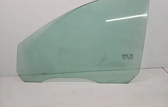 Ford Focus Front door window glass four-door DOT211M75AS2 E943R000016
