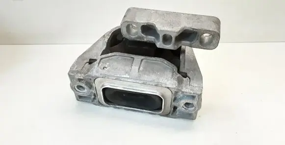 Audi A3 S3 8P Engine mount bracket 1K0199262AT