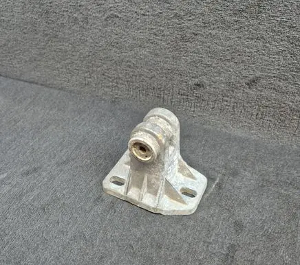 Audi A6 S6 C4 4A Front bumper mounting bracket 4A0807130D