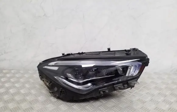 Mercedes-Benz CLA C118 X118 Headlight/headlamp A1189069000