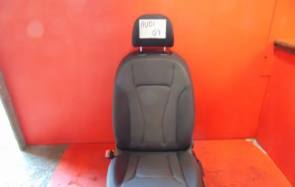 Audi Q7 4L Front driver seat 
