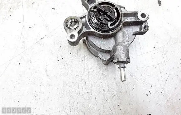Ford Focus Vacuum pump d165-1b