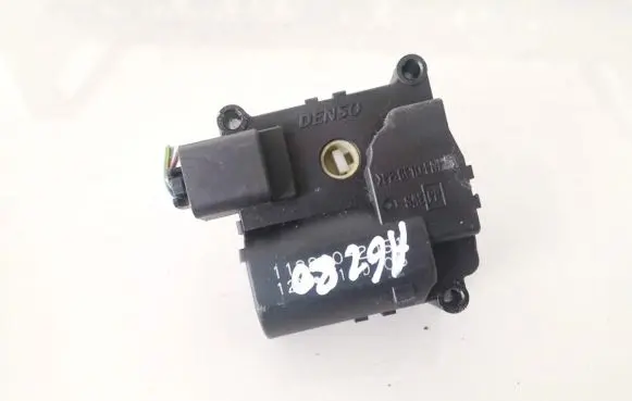 Toyota Corolla Verso E121 Air flap motor/actuator 1138002051 113800-2051
