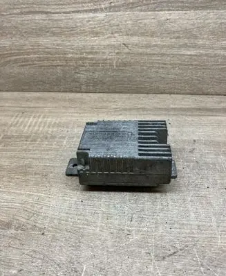 Mercedes-Benz A W168 Coolant fan relay A0275458032 E5001004