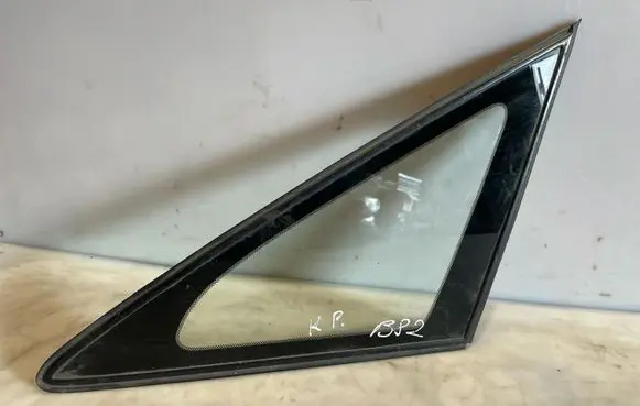 Toyota Previa (XR30, XR40) II Front triangle window/glass 43R00033