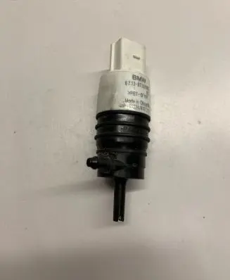 BMW 3 G20 G21 Windscreen/windshield washer pump 67128736998 8736998