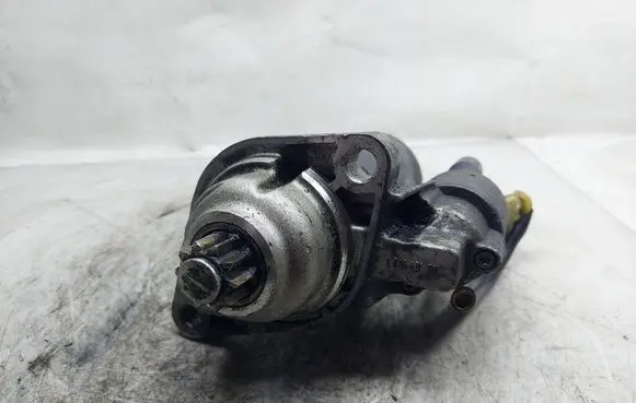 Skoda Octavia Mk2 (1Z) Starter motor 1005831311