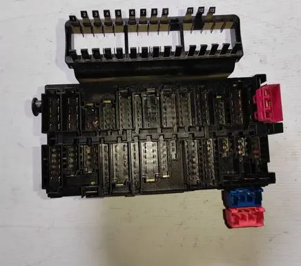 Volkswagen Transporter - Caravelle T4 Fuse box set 357937039