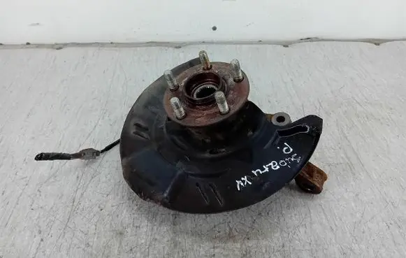 Subaru XV I Front wheel hub spindle knuckle