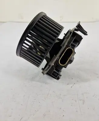 Nissan Note (E11) Heater fan/blower F667217D