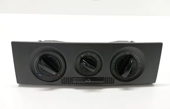 Skoda Fabia Mk1 (6Y) Climate control unit 6Y0819045D 6Y0819075A