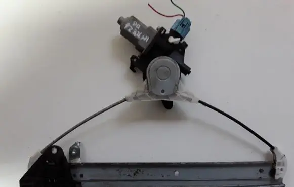 Subaru Impreza III Rear window lifting mechanism without motor 806270