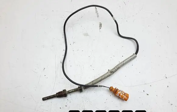 Volkswagen Golf V Exhaust gas temperature sensor 03g906088d