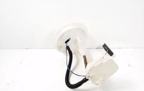 Mercedes-Benz E A207 Fuel level sensor A2044700694