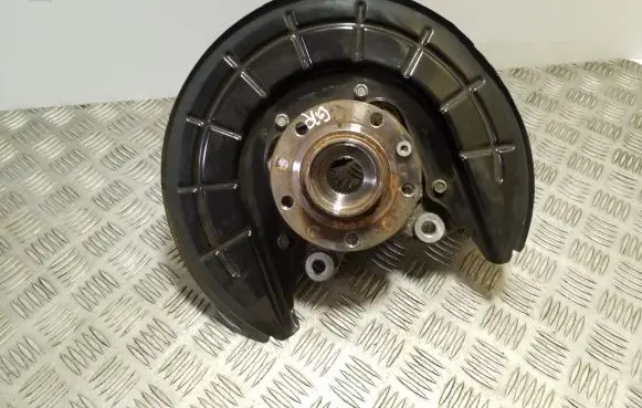 Jeep Cherokee Rear wheel hub