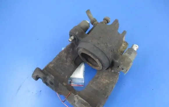 Ford Focus C-MAX Front brake caliper