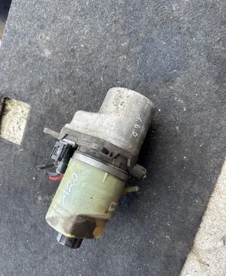 Ford Focus Power steering pump 4M513K514DB