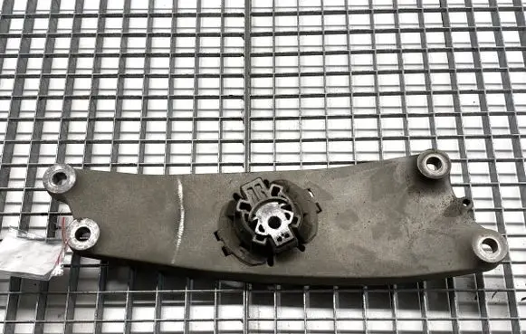 Alfa Romeo Stelvio Gearbox mount 732216149993