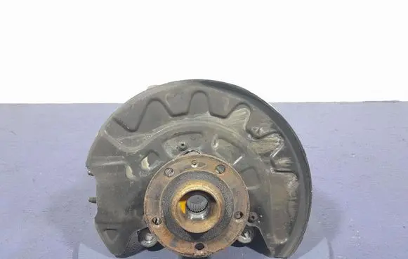 Skoda Superb B5 (3U) Front wheel hub spindle knuckle 5Q0407258C