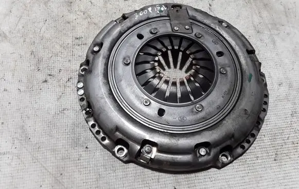 Peugeot 3008 II Pressure plate 9807707080