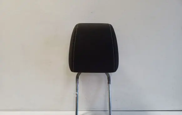Ford Focus Front seat headrest 