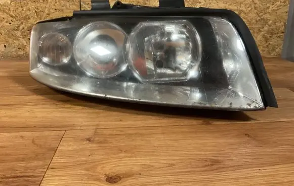 Audi A4 S4 B6 8E 8H Headlight/headlamp 8E0941004F 89305700 04HC01102A