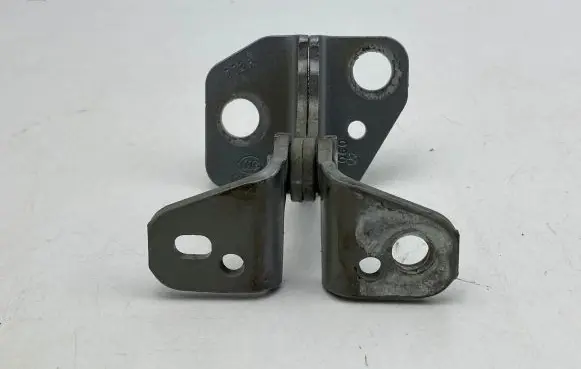 Chrysler Pacifica Front door lower hinge 1120038