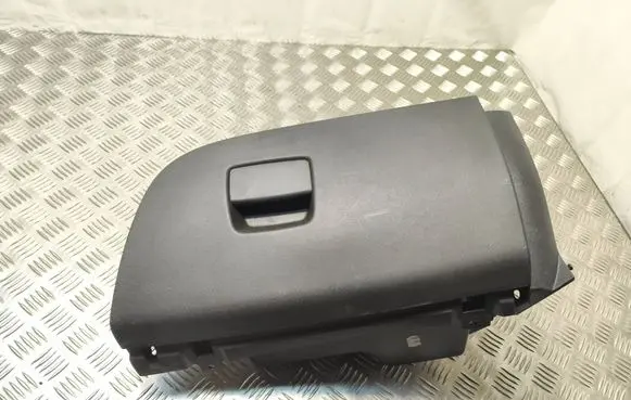 Opel Corsa E Glove box 39013999 460029937