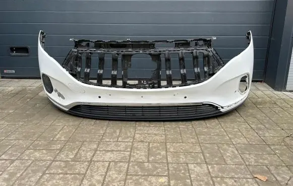 Mercedes-Benz EQB Front bumper