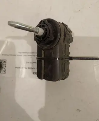 KIA Sportage Headlight level adjustment motor 4792104060