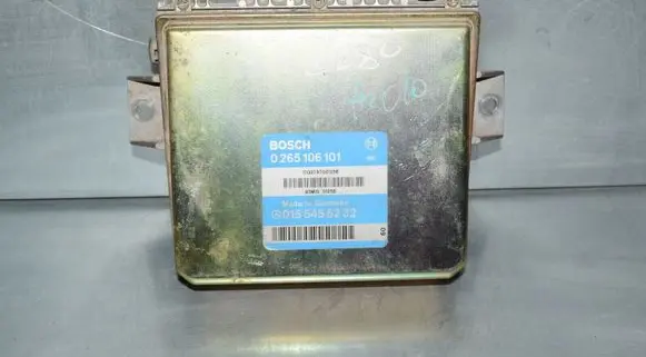 Mercedes-Benz C W202 Engine control unit/module A0155455232 0265106101