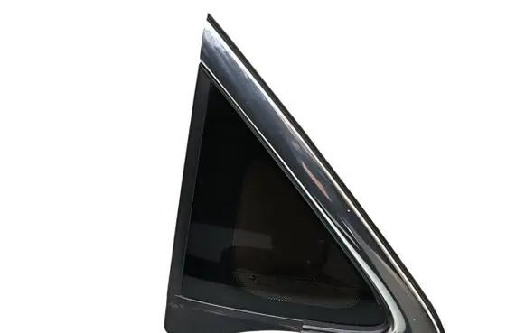 Chrysler Pacifica Front triangle window/glass 68227746AE