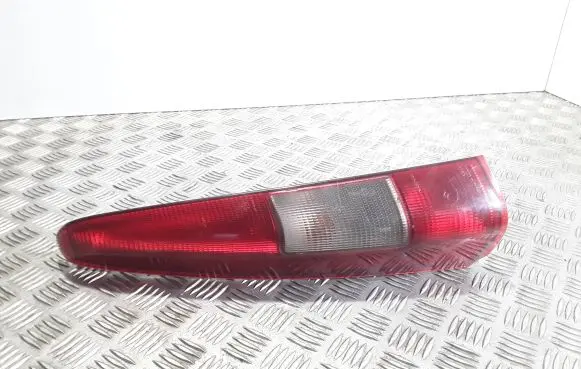 Volvo S70 V70 V70 XC Rear/tail lights 9157799 9169472