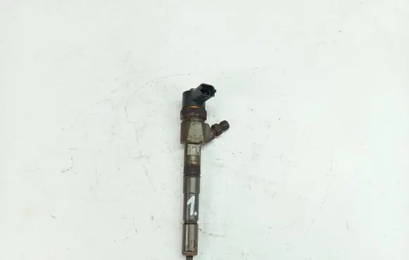 Fuel injector
