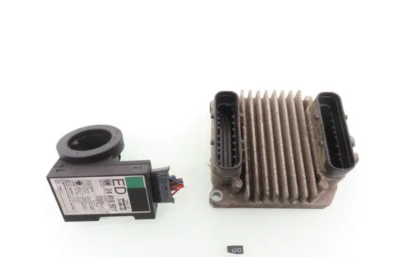Opel Astra G Engine control unit/module ECU 09355909