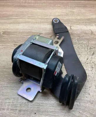 Mercedes-Benz GL X166 Front seatbelt 620611000
