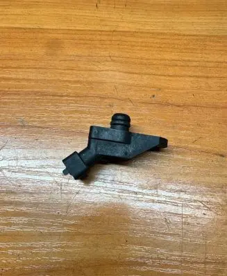 BMW 5 E39 Air pressure sensor 0261230046